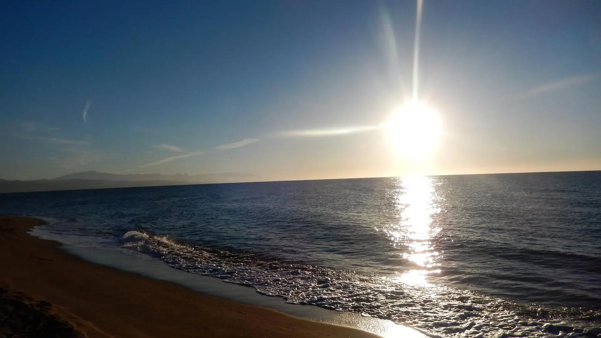 Daire Torremolinos Moderno Apartamento Internet Y Aparcamiento Gratis