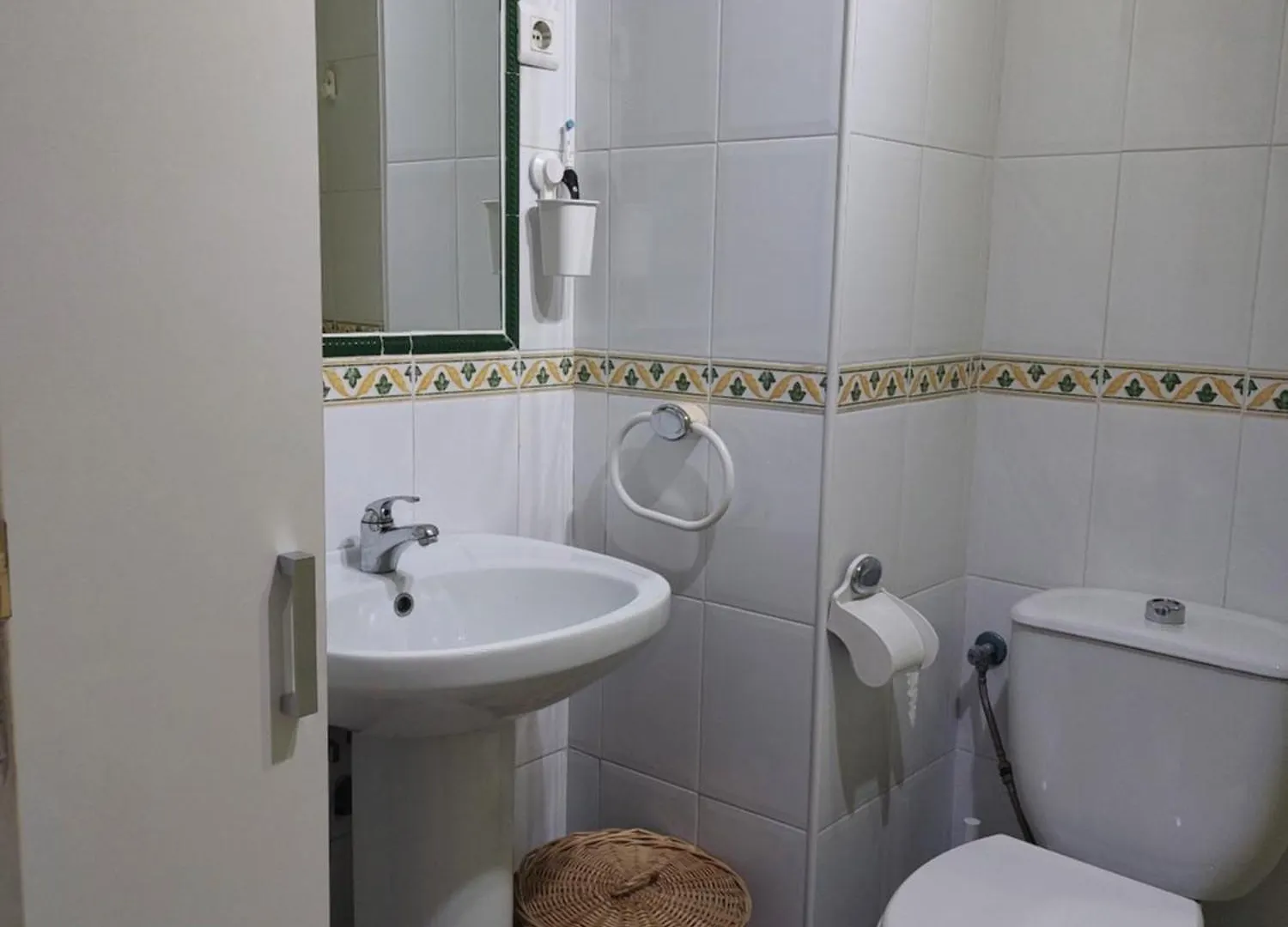 Torremolinos Moderno Apartamento Internet Y Aparcamiento Gratis Apartment